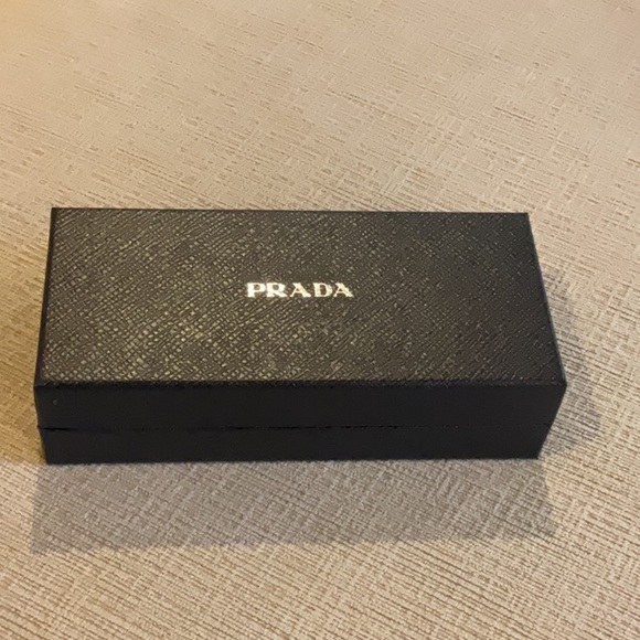 Prada Eyeglass box ,Eyeglass hard case and lens cleaning cloth - Picture 6 of 6